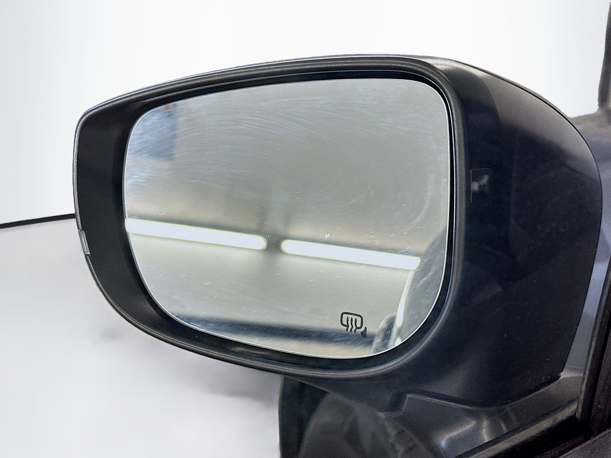 Used 2024 Subaru Crosstrek 2.0i Premium image 16