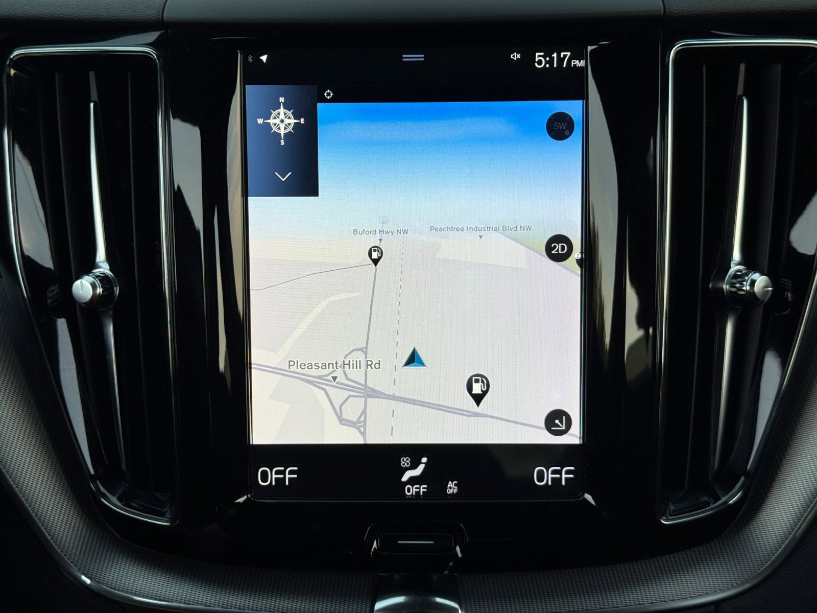 Used 2019 Volvo XC60 T5 R-Design w/ Protection Package image 24