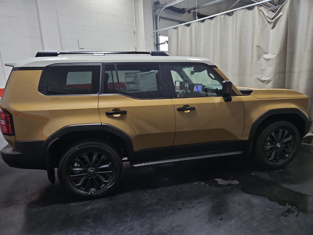 New 2027 Toyota Land Cruiser AWD/4WD image 9