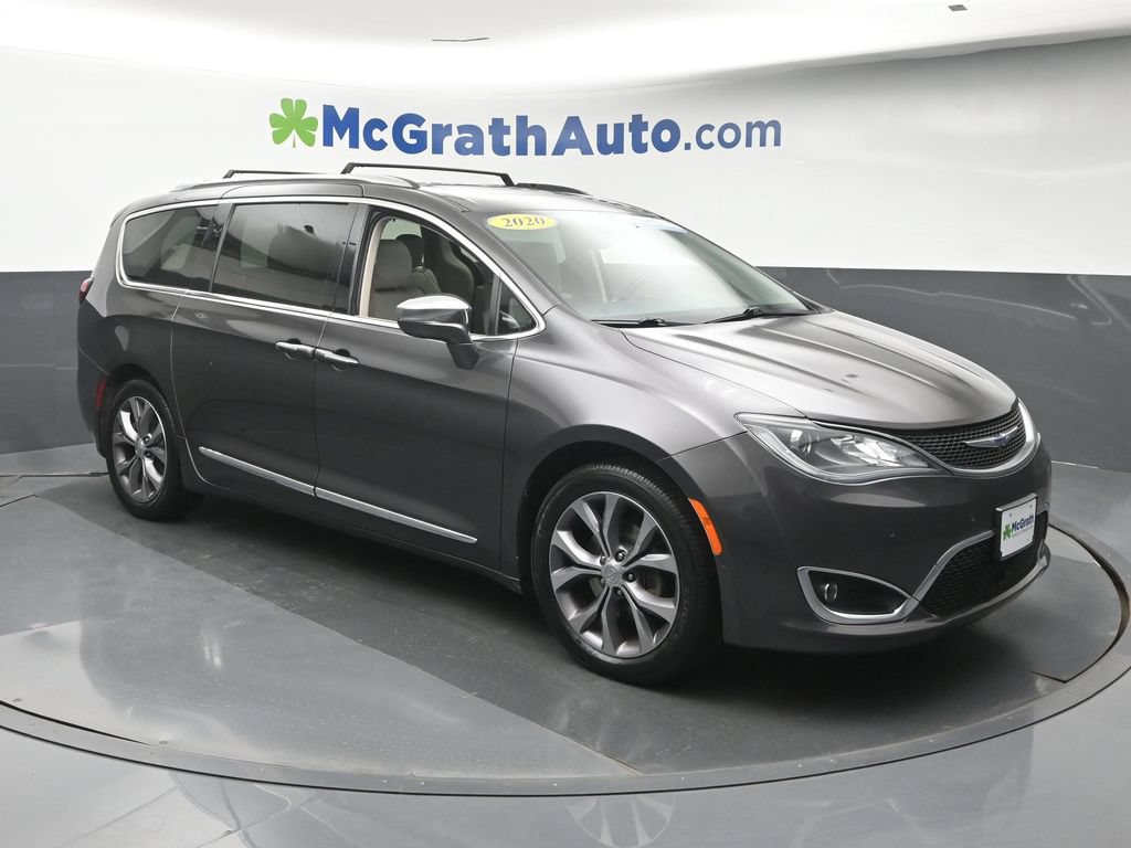 Used 2020 Chrysler Pacifica Limited w/ Tire & Wheel Group FWD image 2