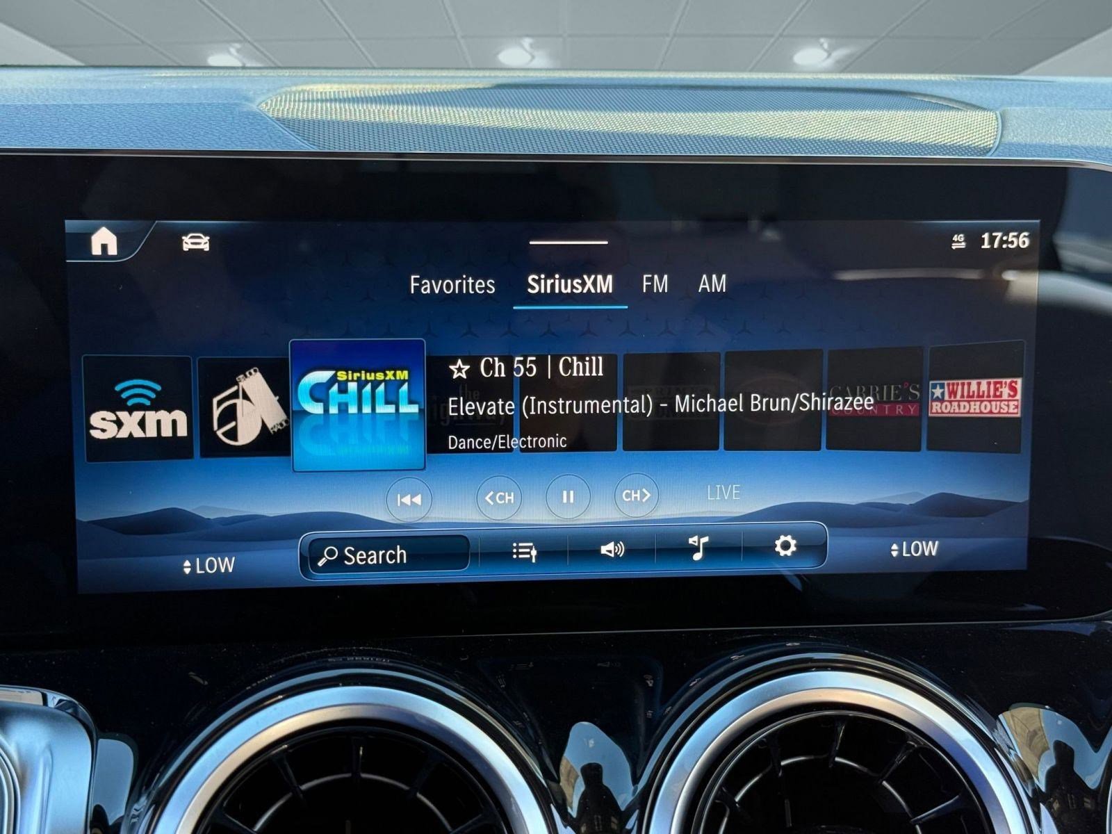 New 2026 Mercedes-Benz GLB 250 image 26