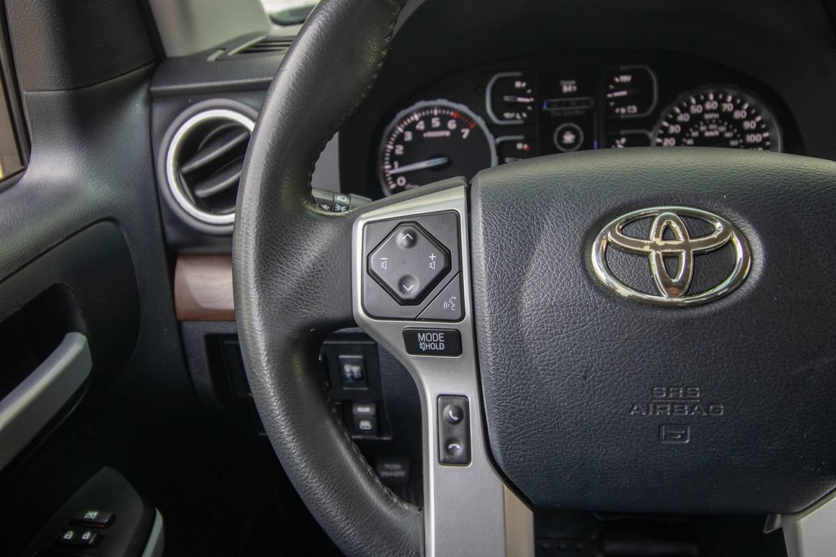 Used 2018 Toyota Tundra Limited AWD/4WD image 34