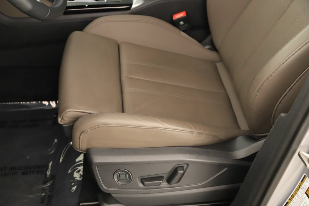 Certified 2025 Audi Q5 Prestige AWD/4WD image 25