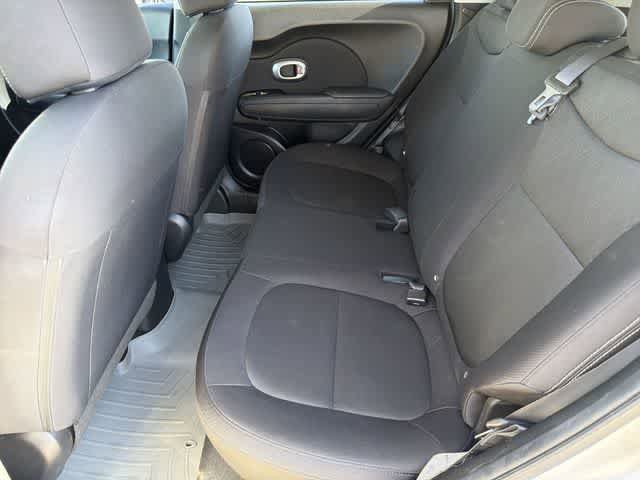 Used 2018 Kia Soul image 16
