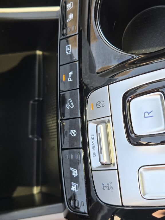 Used 2024 Hyundai Tucson Limited AWD/4WD image 29