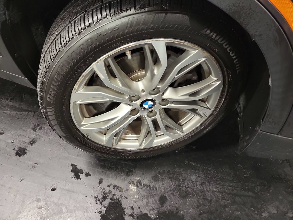 Used 2018 BMW X2 xDrive28i w/ Convenience Package AWD/4WD image 11