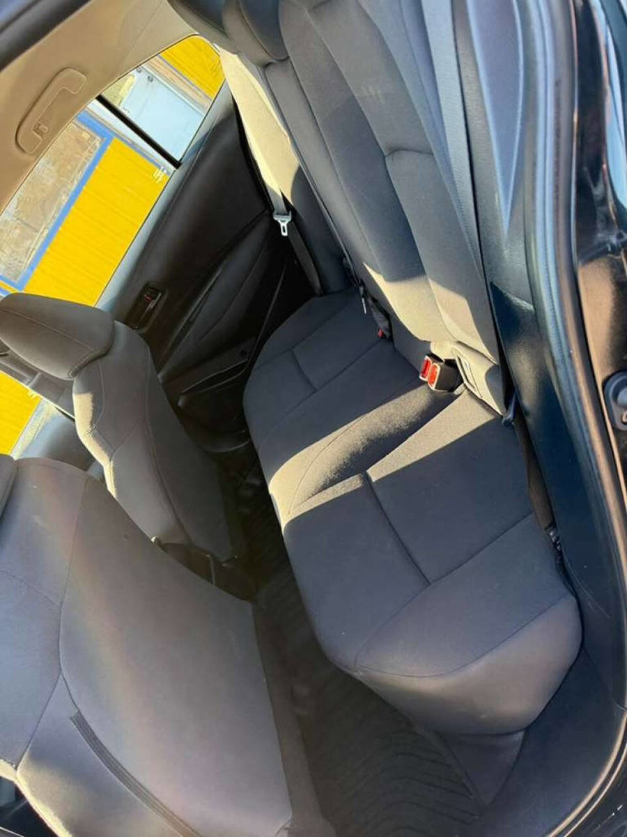 Used 2022 Toyota Corolla LE FWD image 19