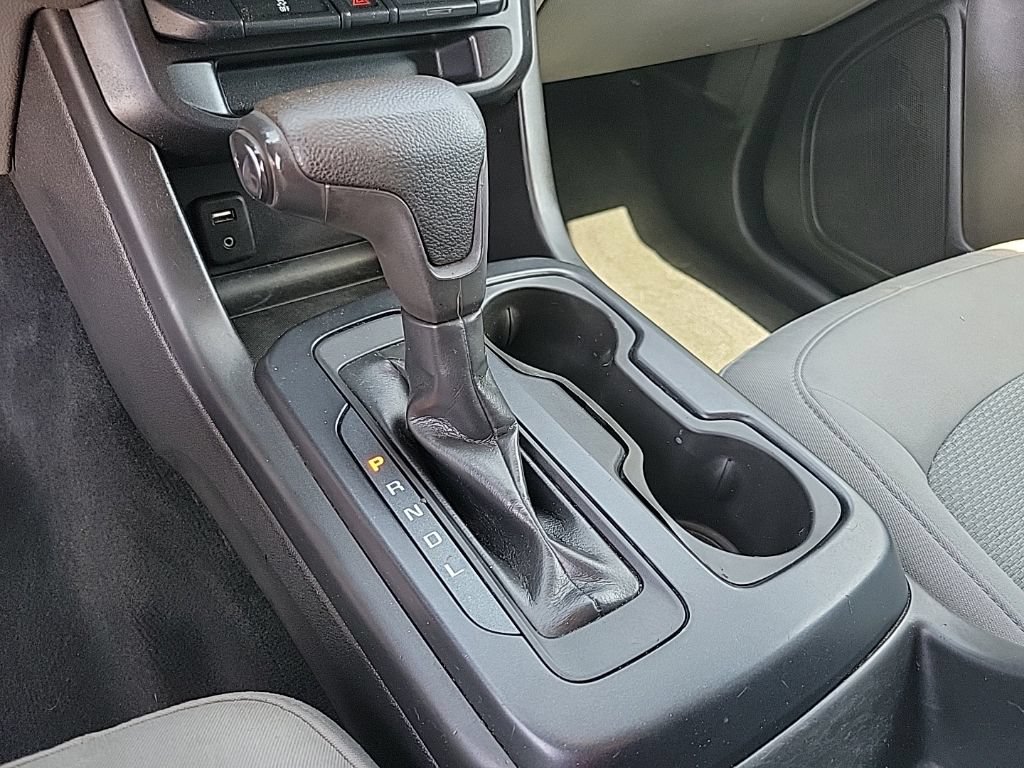 Used 2017 GMC Canyon W/T RWD image 15
