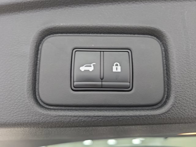 Used 2024 Nissan Pathfinder Platinum w/ Cargo Package AWD/4WD image 34