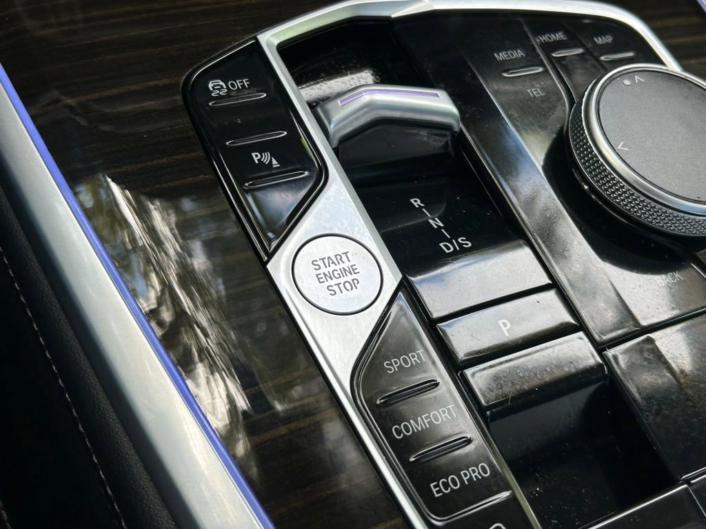 Used 2024 BMW X7 xDrive40i image 58