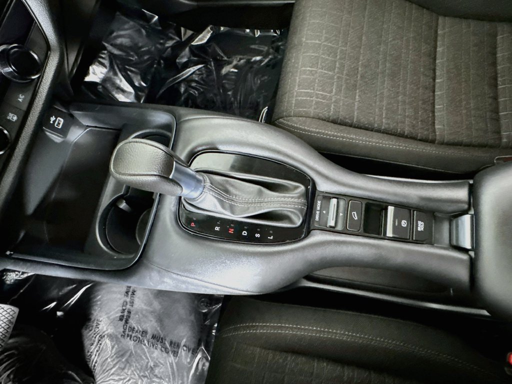 Used 2025 Honda HR-V LX image 16