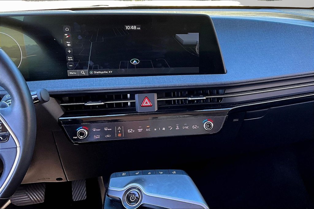 Used 2023 Kia EV6 Wind w/ Wind Technology Package AWD/4WD image 9