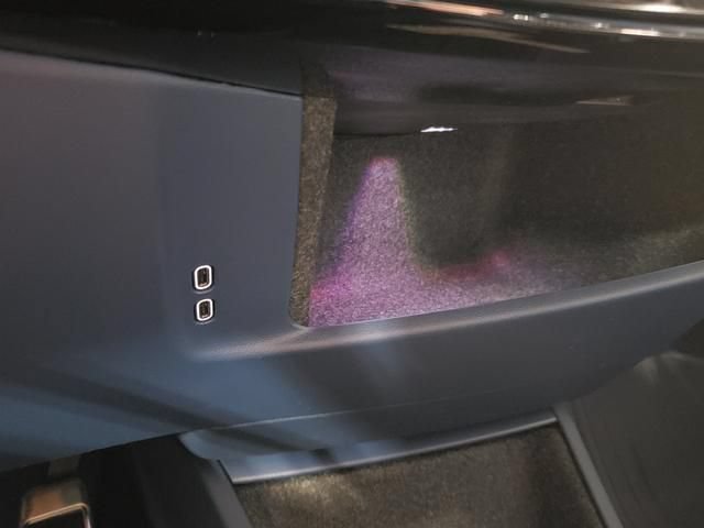 New 2027 Cadillac Optiq Premium Luxury w/ LPO, Floor Liner Package AWD/4WD image 26