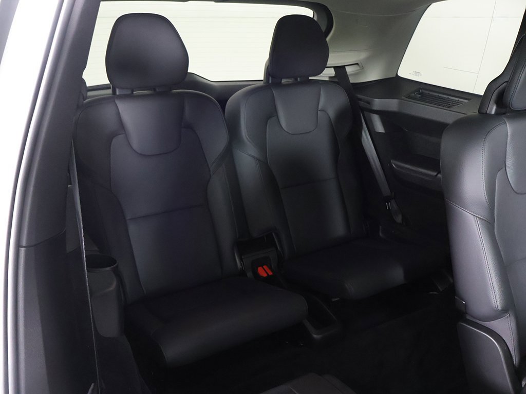 Used 2024 Volvo XC90 T8 Plus w/ Protection Package Premier image 39