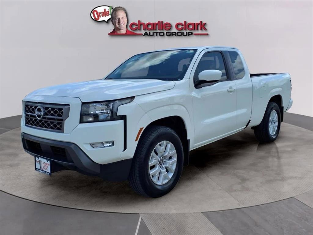 Used 2024 Nissan Frontier SV w/ SV Convenience Package