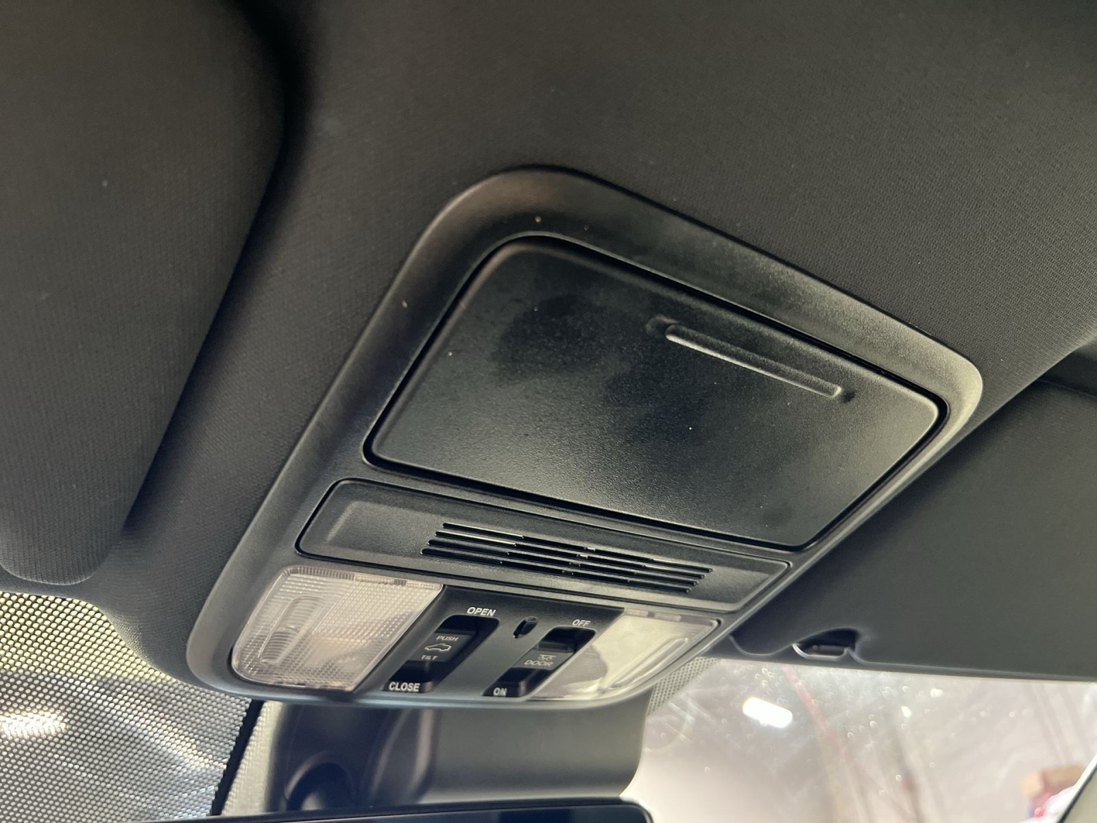 Used 2022 Honda Passport EX-L image 37