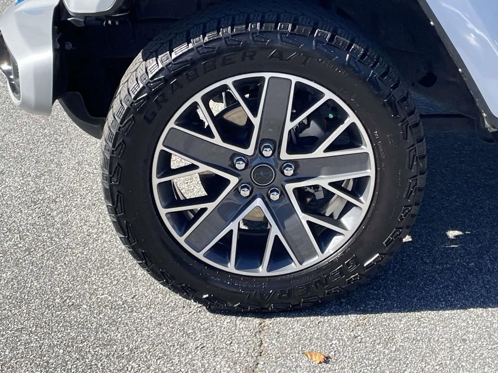 Used 2024 Jeep Wrangler High Altitude image 11