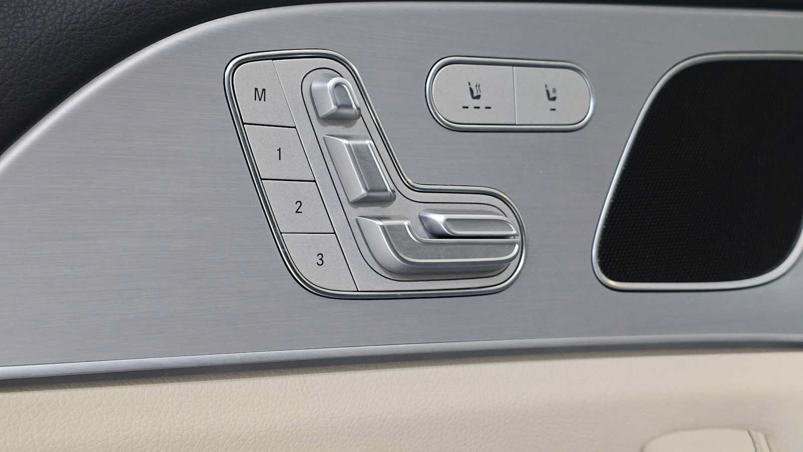 Certified 2024 Mercedes-Benz GLE 450 4MATIC image 23