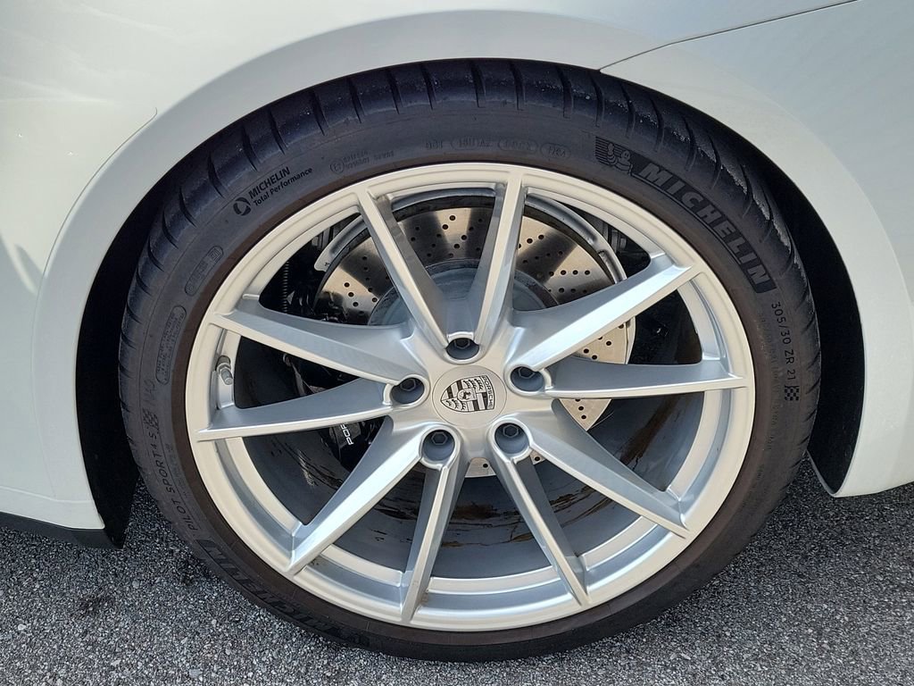 Certified 2024 Porsche 911 Carrera 4S AWD/4WD image 11