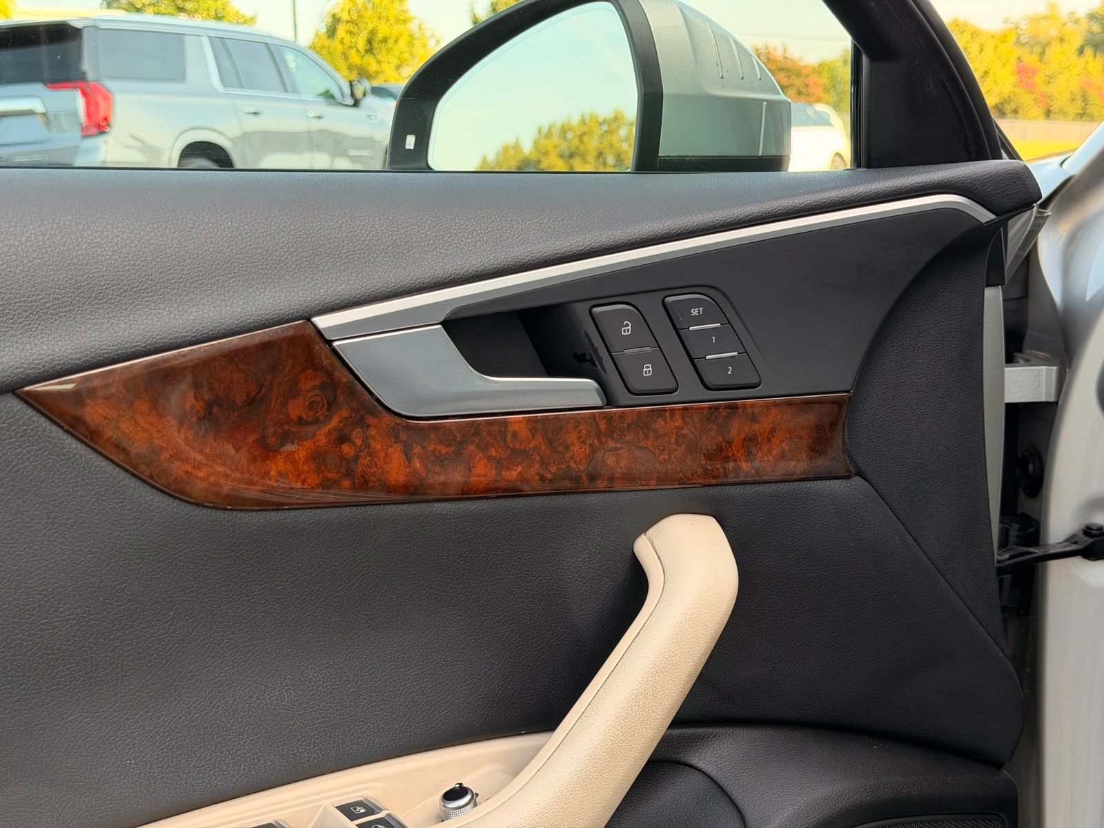 Used 2017 Audi A4 2.0T Ultra Premium FWD image 20