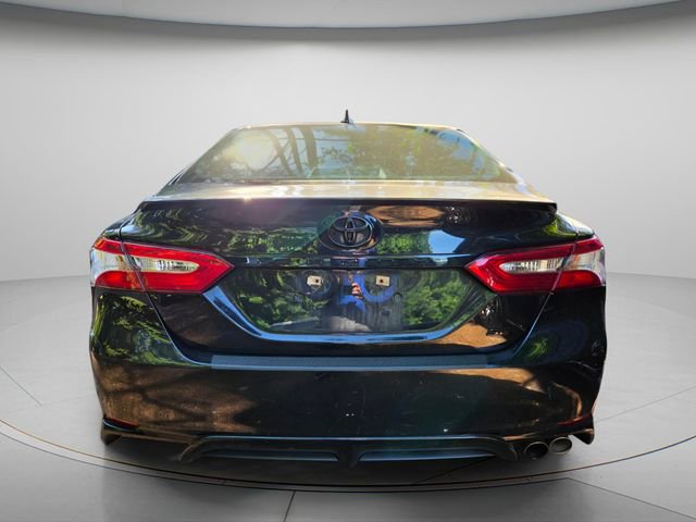 Used 2020 Toyota Camry SE FWD image 5