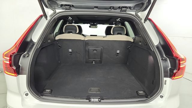 Used 2026 Volvo XC60 B5 Core AWD/4WD image 66