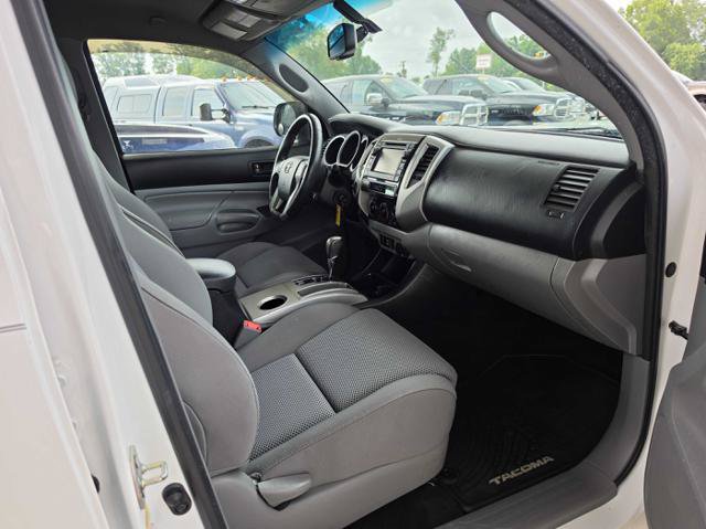 Used 2013 Toyota Tacoma 4x4 Double Cab w/ TRD Sport Pkg image 18