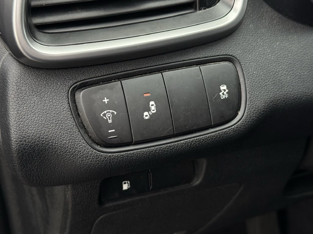 Used 2019 Kia Sorento FWD image 7