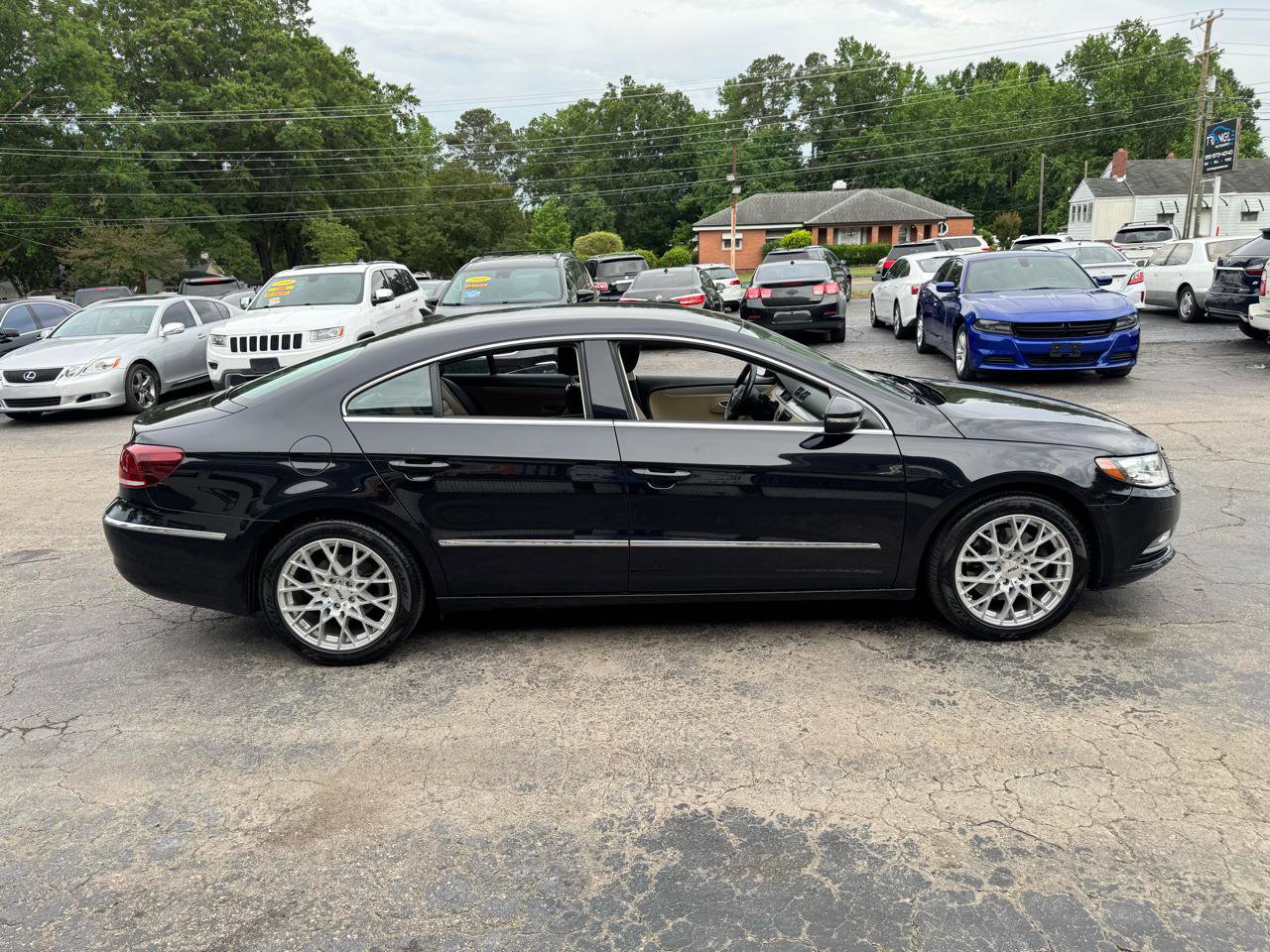 Used 2014 Volkswagen CC Sport FWD image 5