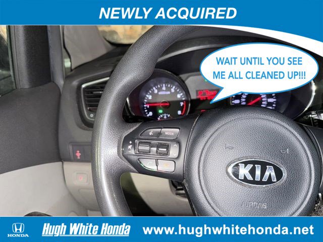 Used 2016 Kia Sedona LX w/ LX Convenience Package image 13