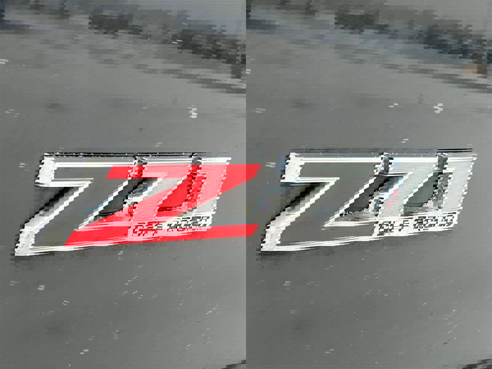 Used 2018 Chevrolet Silverado 2500 LTZ w/ Midnight Edition image 13