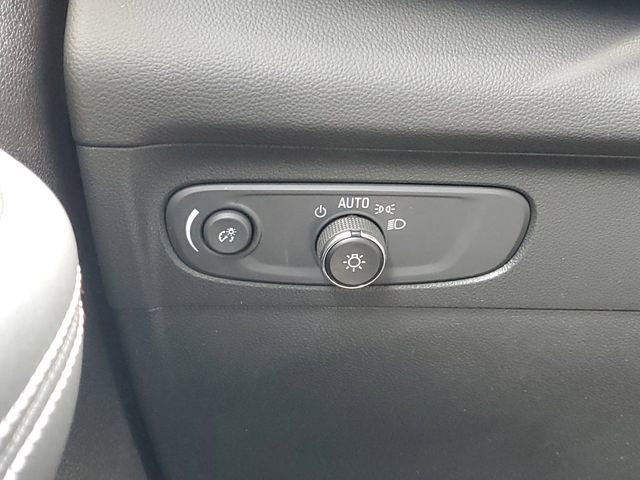 Certified 2023 Buick Envision Essence image 20