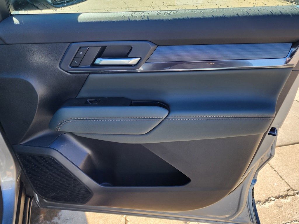 New 2026 GMC Terrain AT4 w/ Convenience Package III image 37