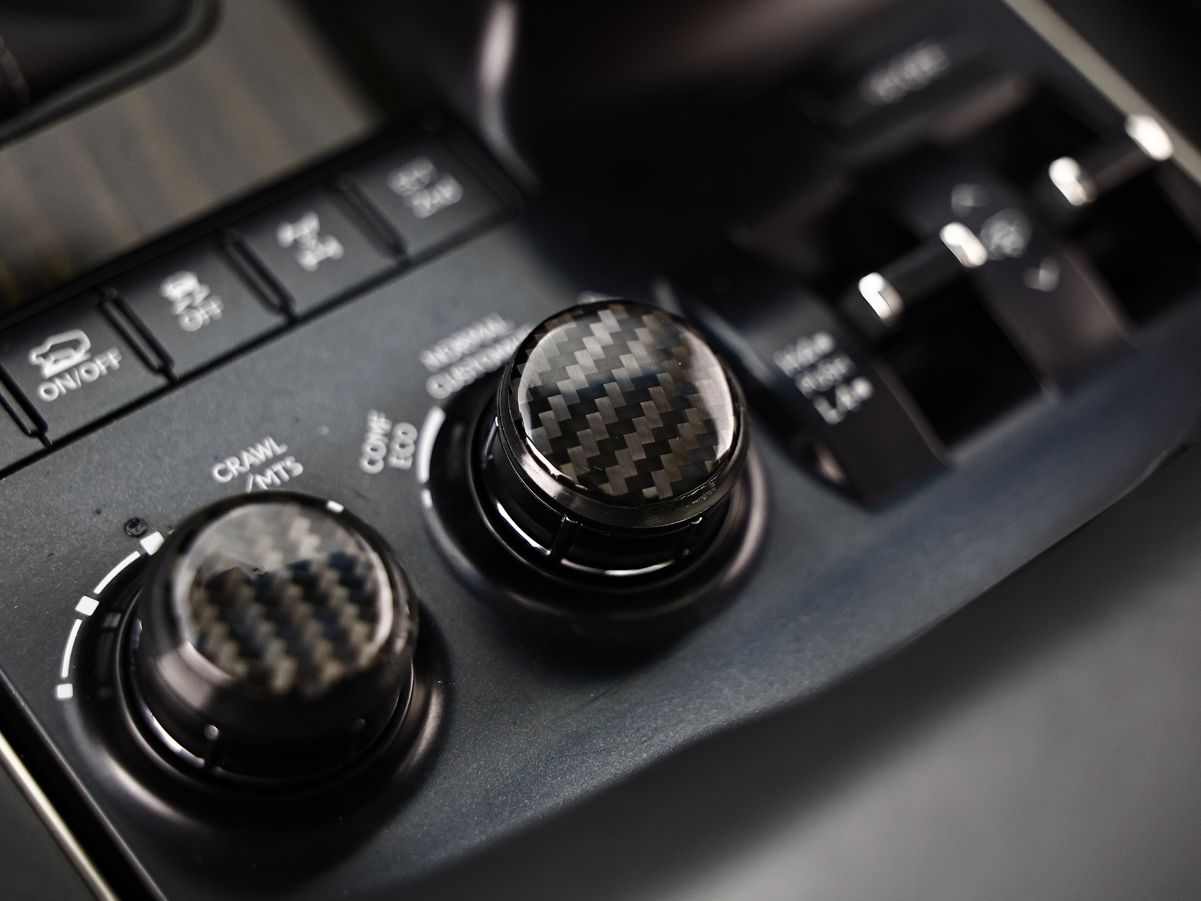 Used 2019 Lexus LX 570 4WD w/ Luxury Package image 50