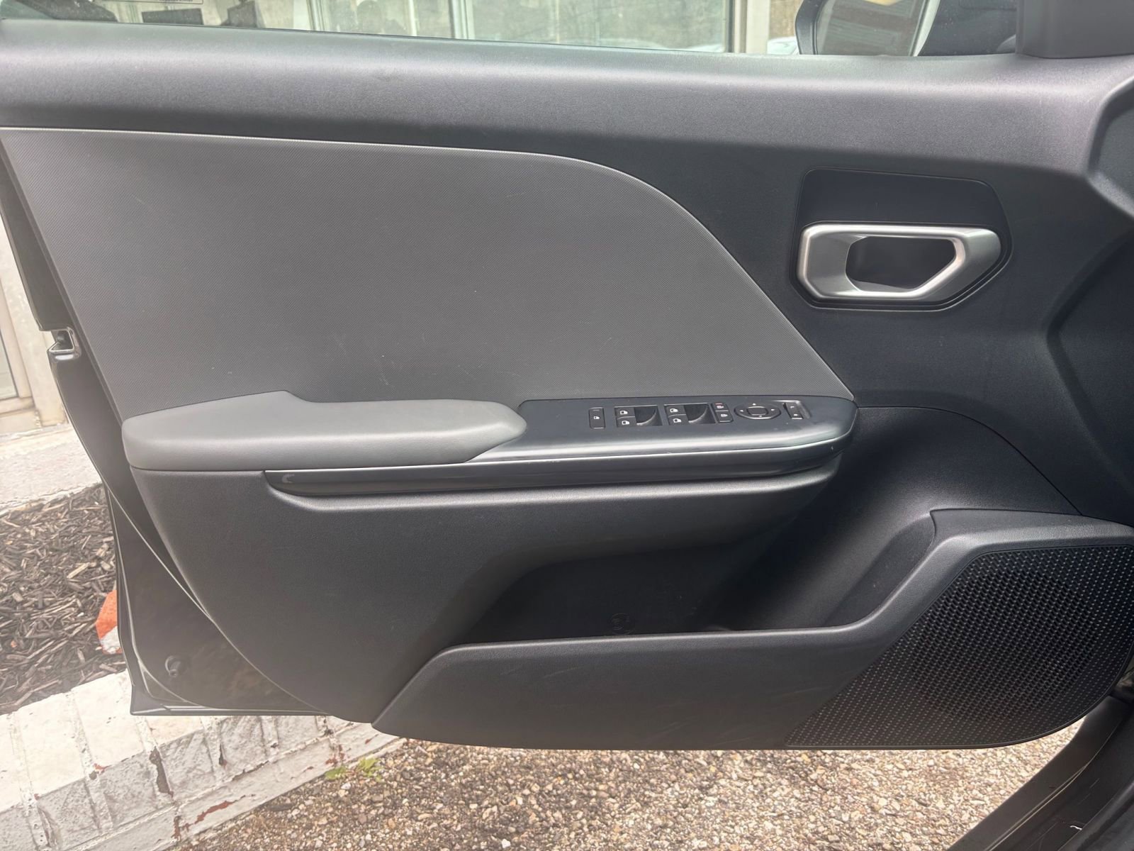 Used 2025 Kia K4 LXS image 18