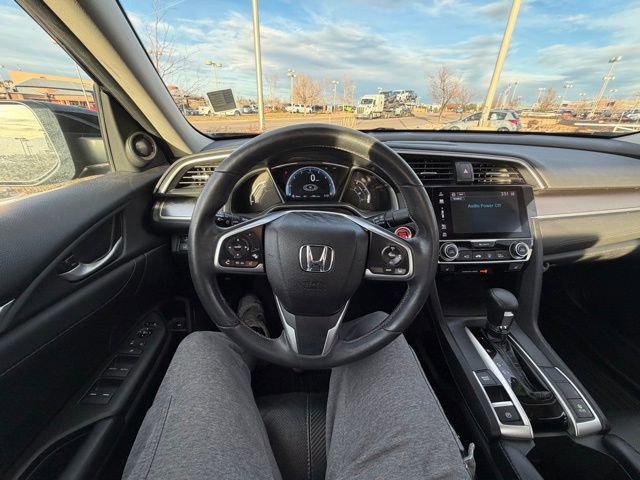 Used 2017 Honda Civic Touring image 10