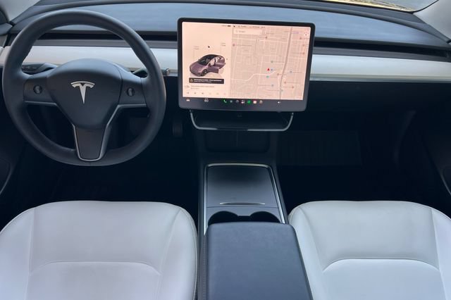 Used 2023 Tesla Model 3 Standard Range RWD image 16