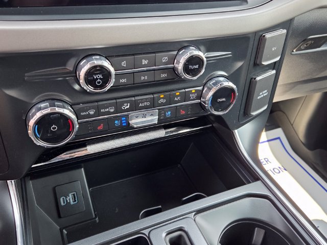 Used 2022 Ford F150 Raptor AWD/4WD image 23