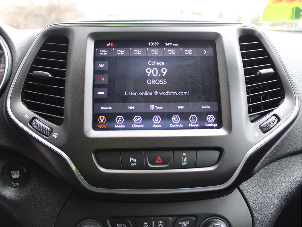 Used 2021 Jeep Cherokee Trailhawk image 18