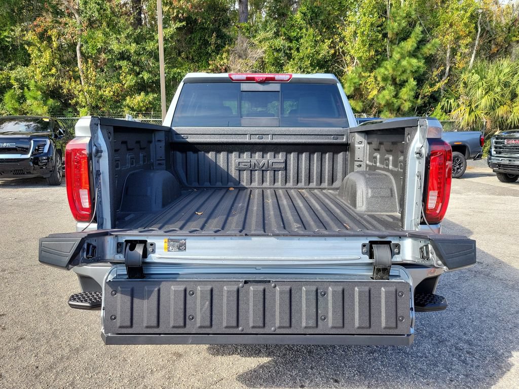 New 2026 GMC Sierra 1500 Denali w/ Technology Package AWD/4WD image 9