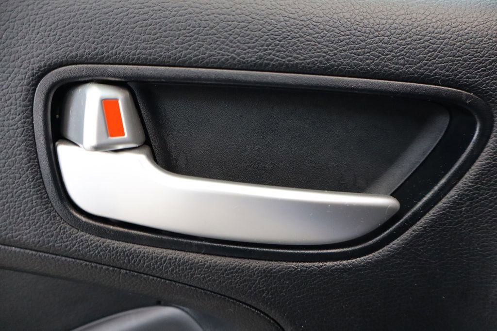 Used 2017 Kia Forte LX image 17