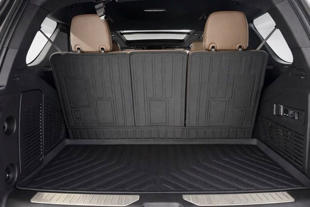 Used 2024 Chevrolet Tahoe High Country image 16