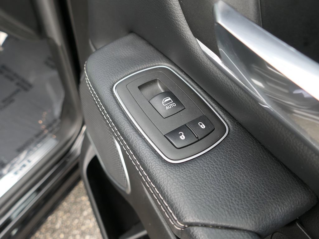 Used 2022 RAM 1500 Laramie image 24