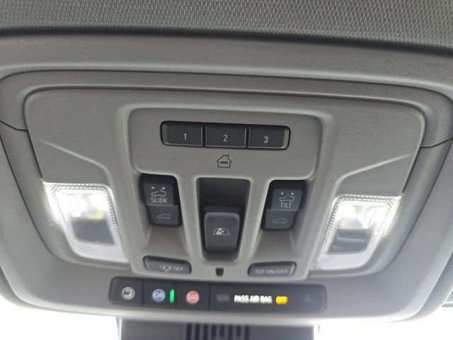 Used 2023 GMC Sierra 1500 SLT w/ SLT Premium Package image 31