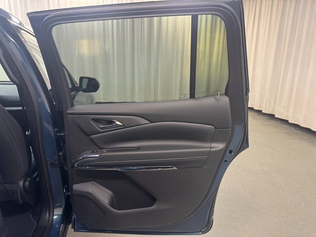 New 2026 Chevrolet Traverse LT image 26