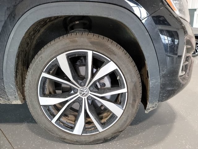 Used 2025 Volkswagen Atlas Cross Sport SEL Premium R-Line AWD/4WD image 15