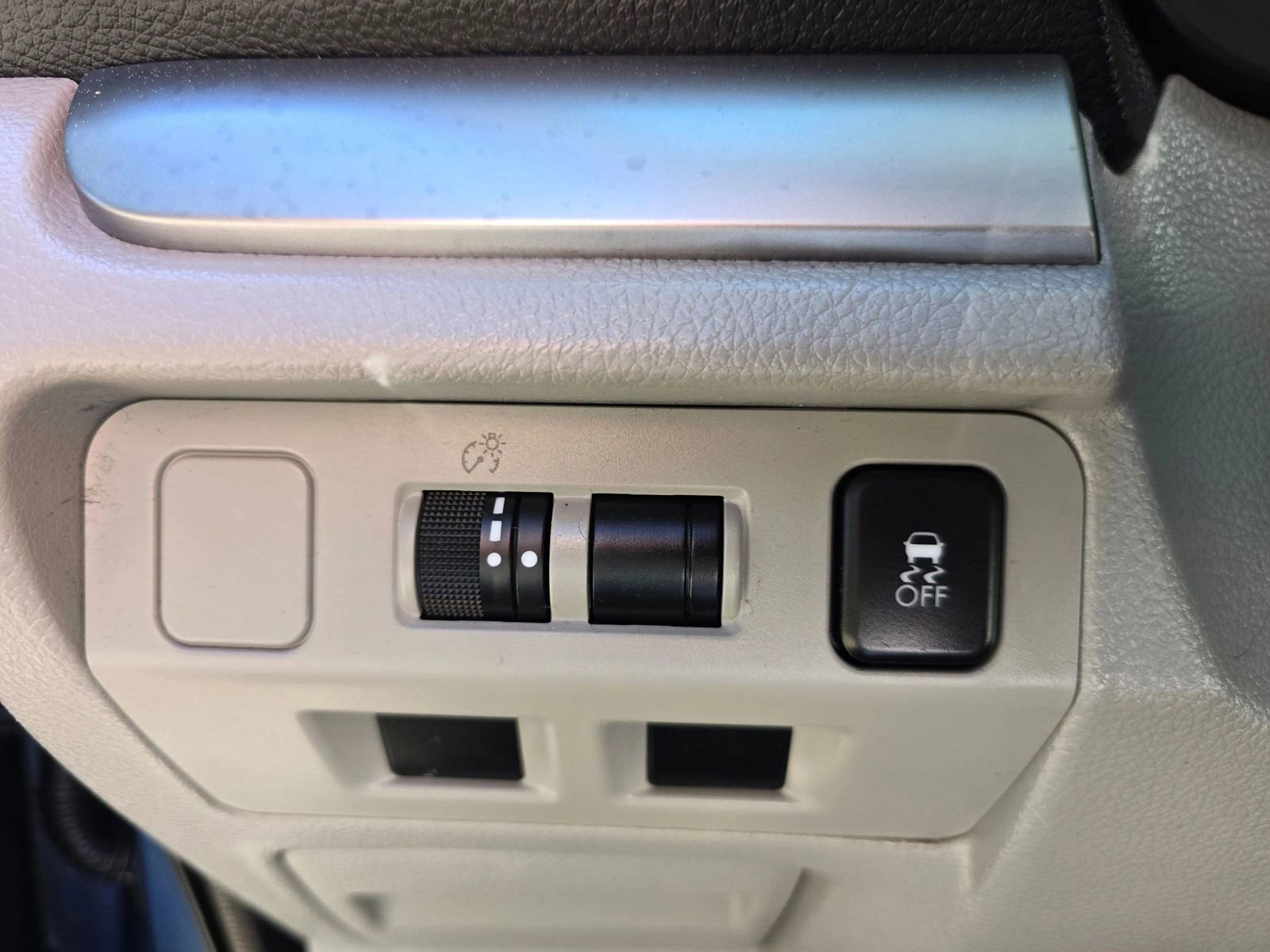 Used 2017 Subaru Forester 2.5i w/ Alloy Wheel Package image 23