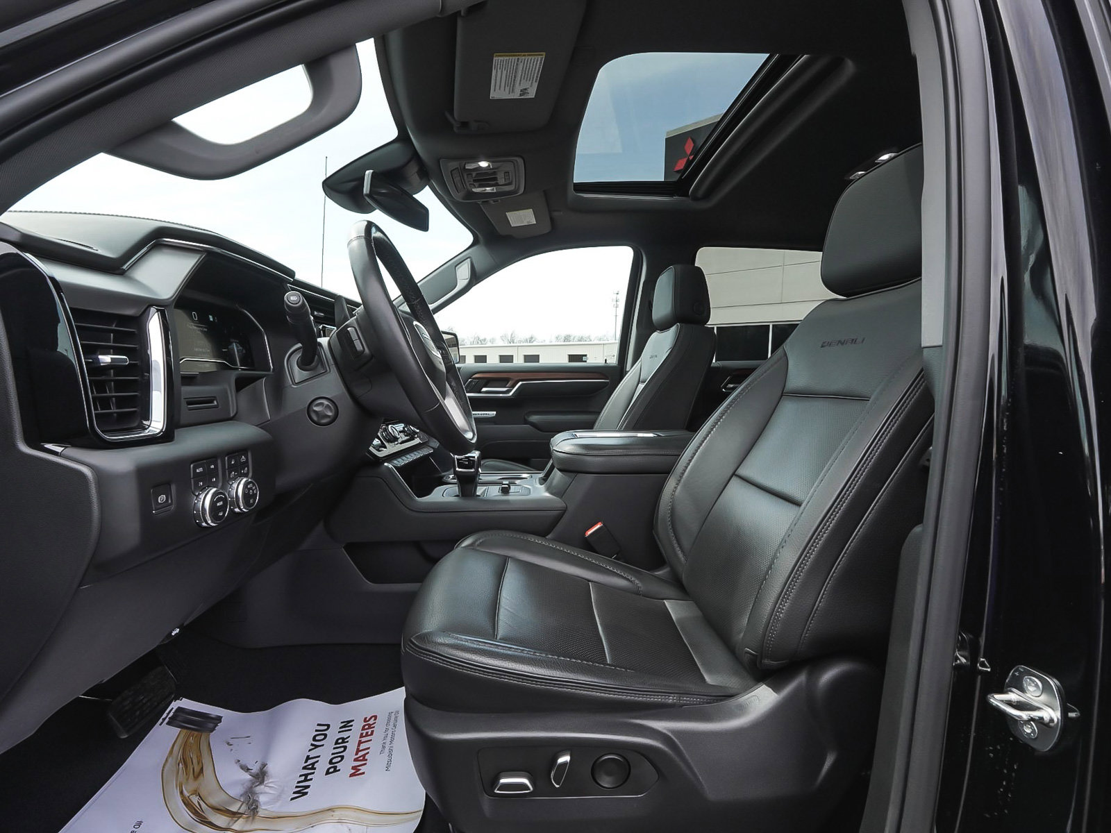 Used 2022 GMC Sierra 1500 Denali AWD/4WD image 33