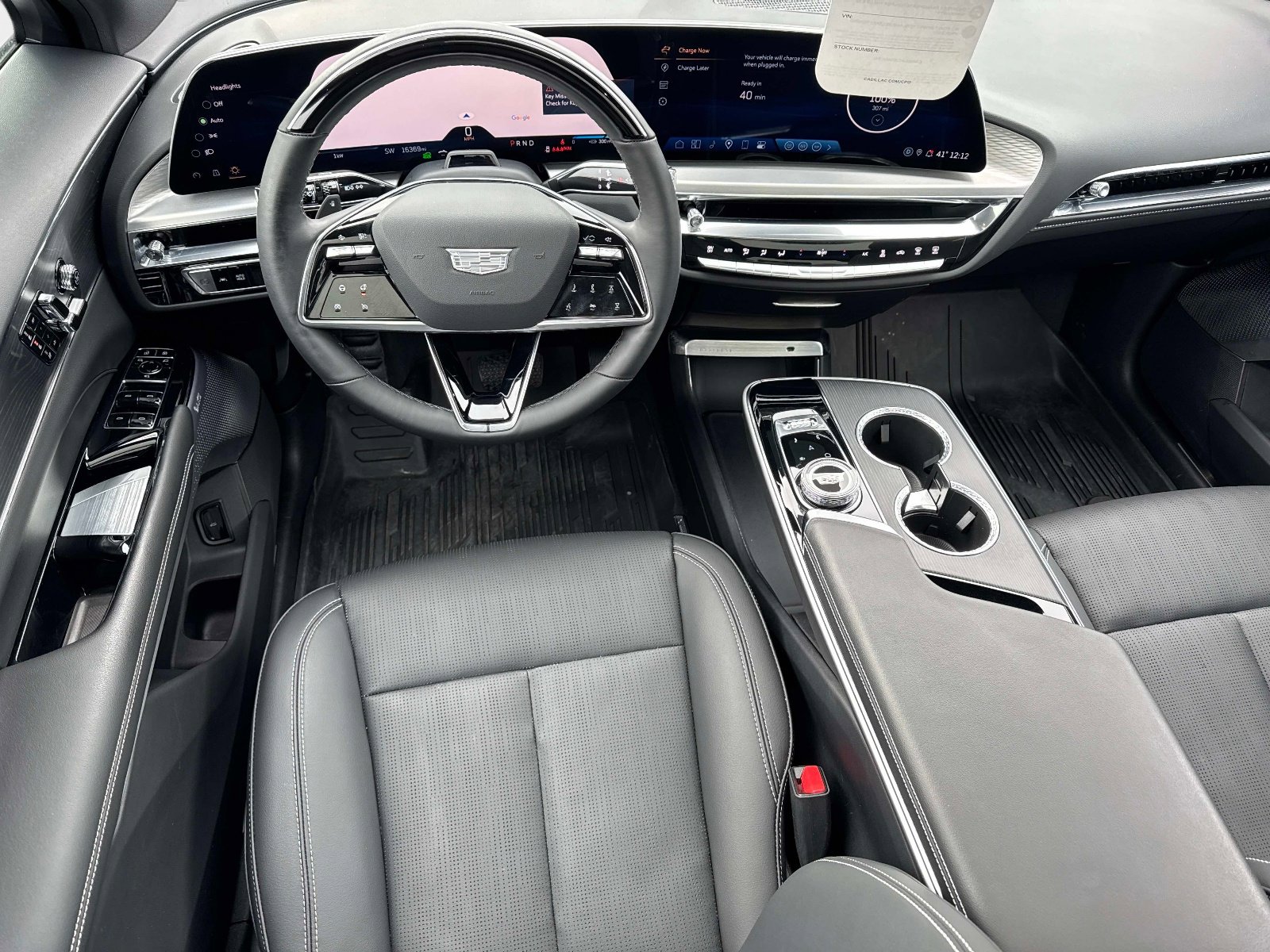 Certified 2024 Cadillac Lyriq Luxury w/ LPO, Floor Liner Package image 2