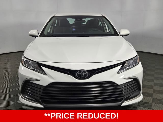 Used 2024 Toyota Camry LE FWD video 2